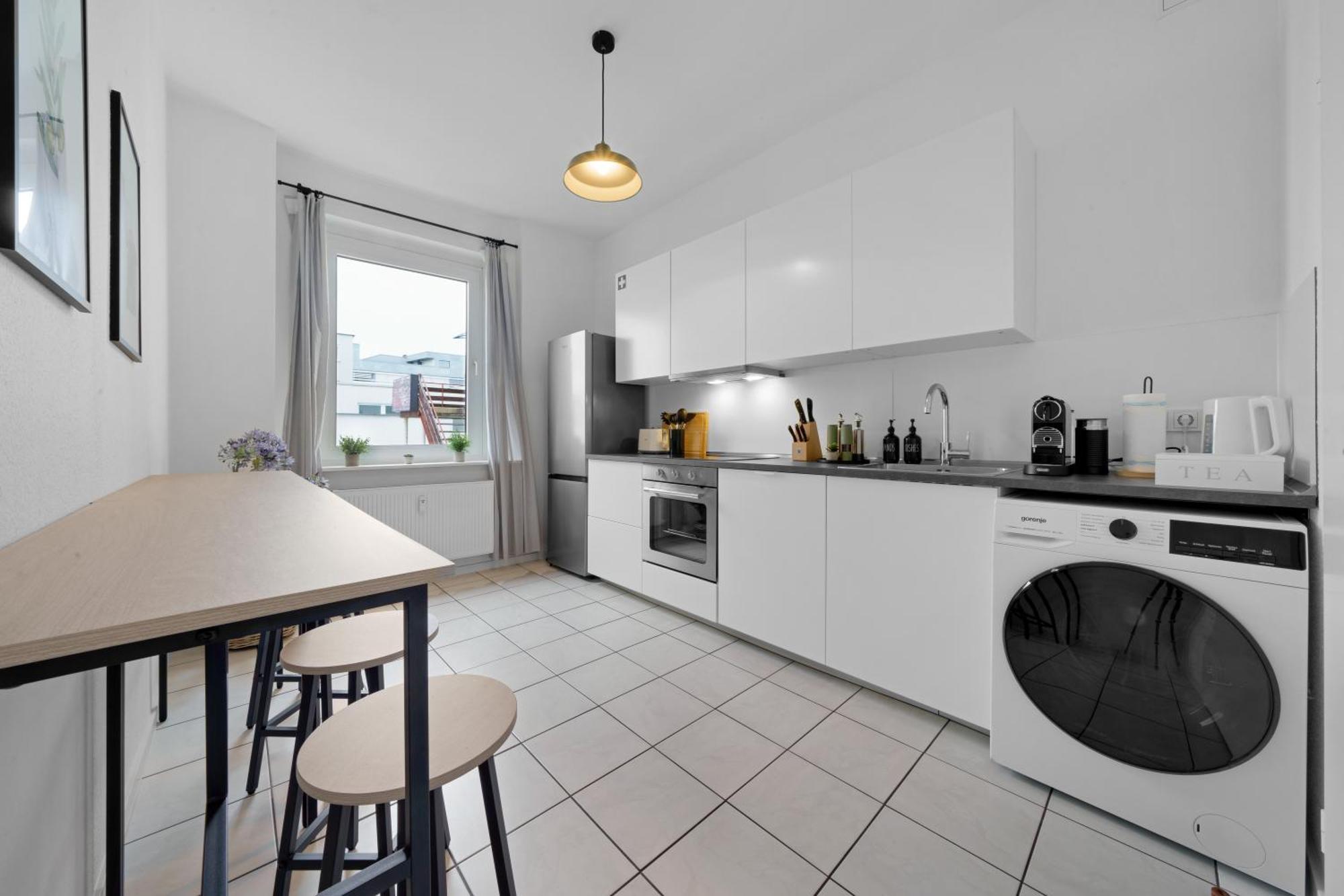 Olive Apartments - 86M2 - Kingsize - Free Parking Hannover Exterior photo
